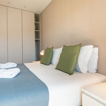 Cedofeita Balcony & Garage * 波尔图